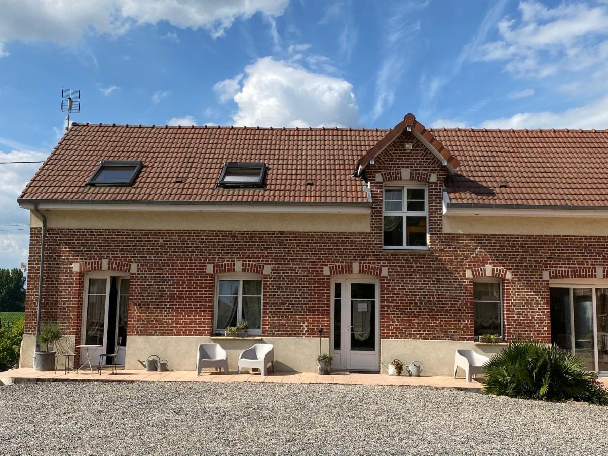 Chambres D Hotes La Suite Du 12 Brie  Exterior foto